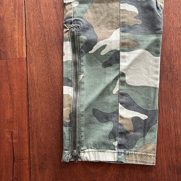 INC - international conception cargo pants - Picture 10 of 16